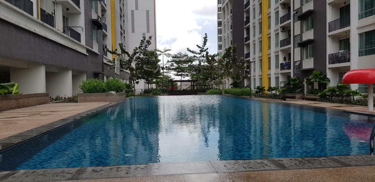 Greenfield Regency Apartment ยะโฮร์บาห์รู ภายนอก รูปภาพ